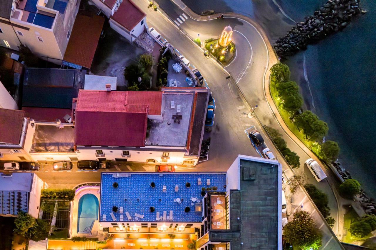 Panorama Palace Hotel Meta Bagian luar foto