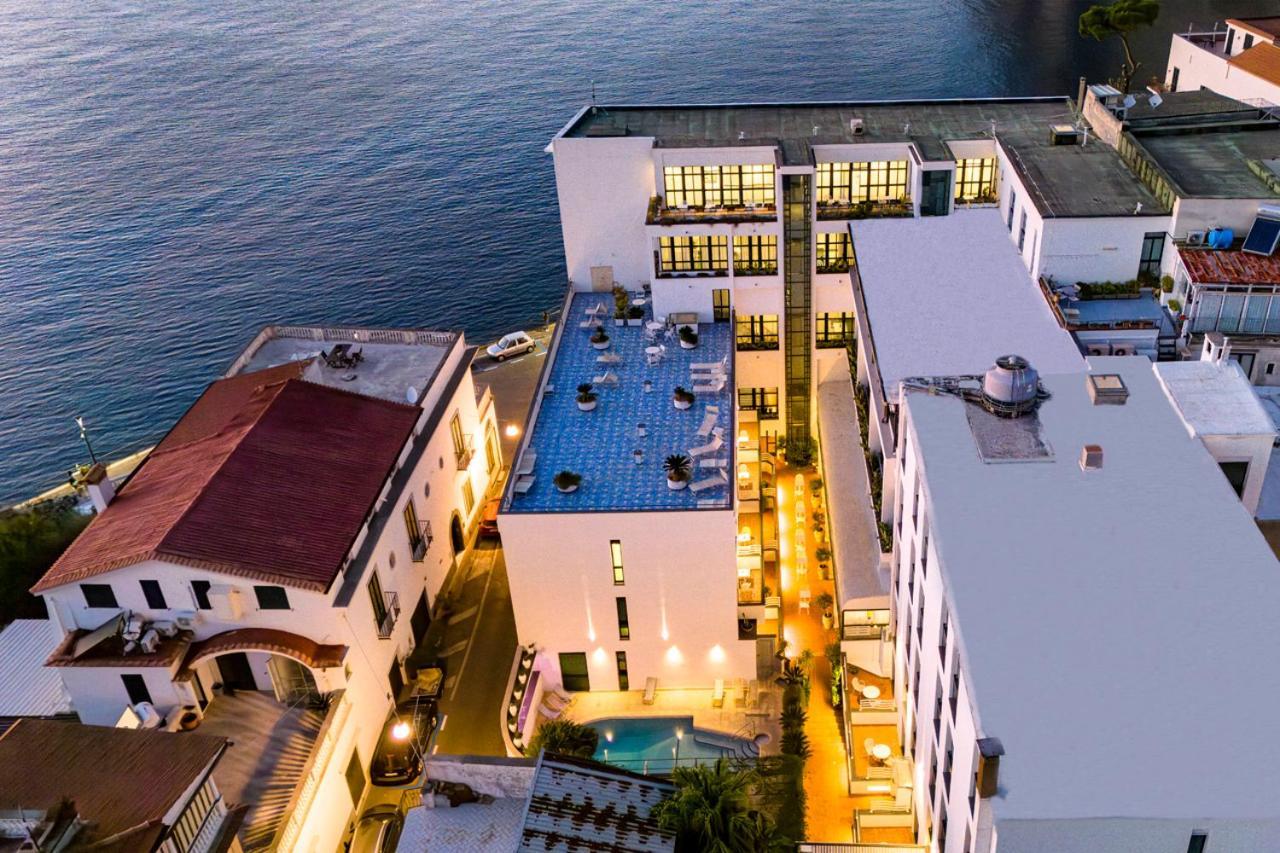 Panorama Palace Hotel Meta Bagian luar foto